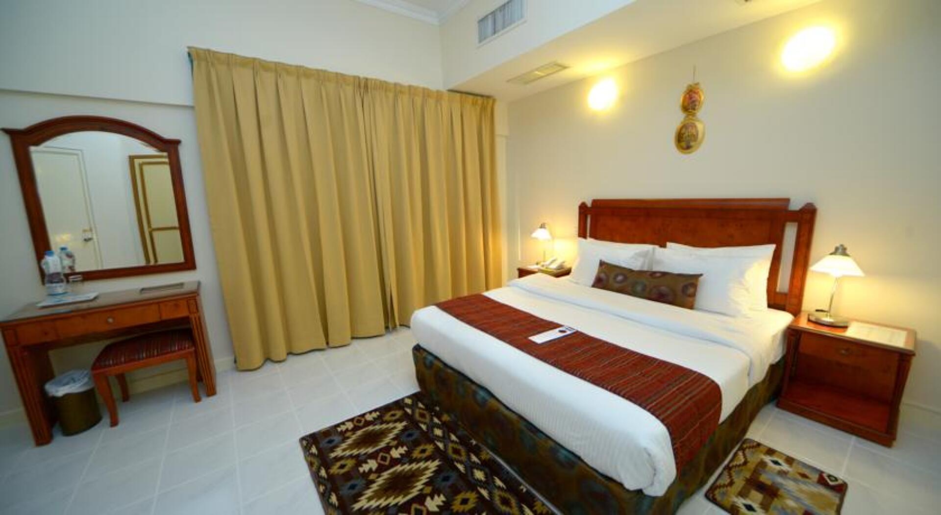 Nejoum Al Emarat 3* 4