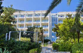 Riviera Resort (Kometa)