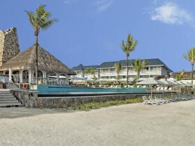 Radisson Blu Azuri Resort & Spa  5*