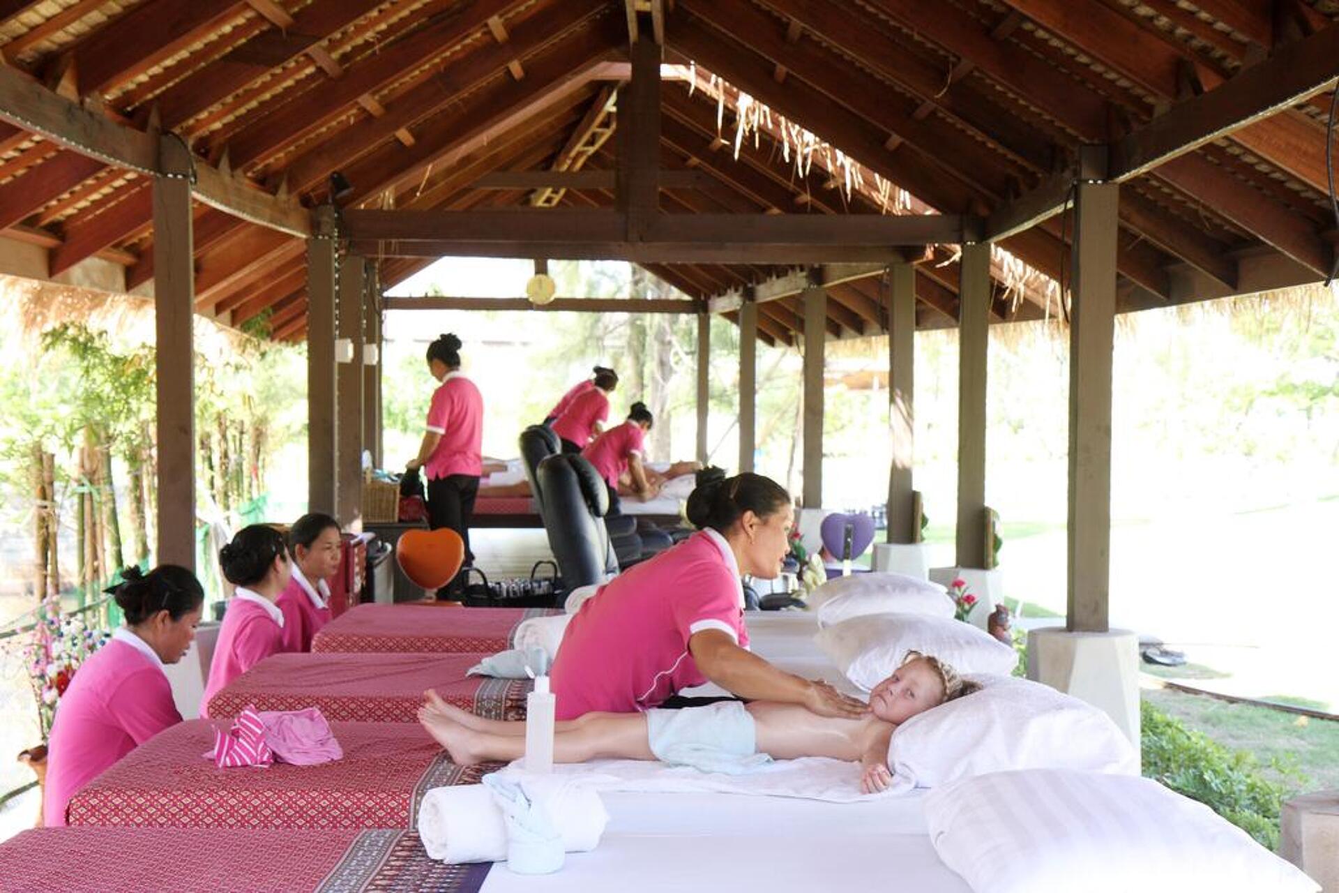 Sunwing Kamala Beach 4* 14