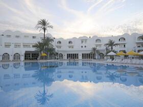 Isis Hotel and Spa 4*