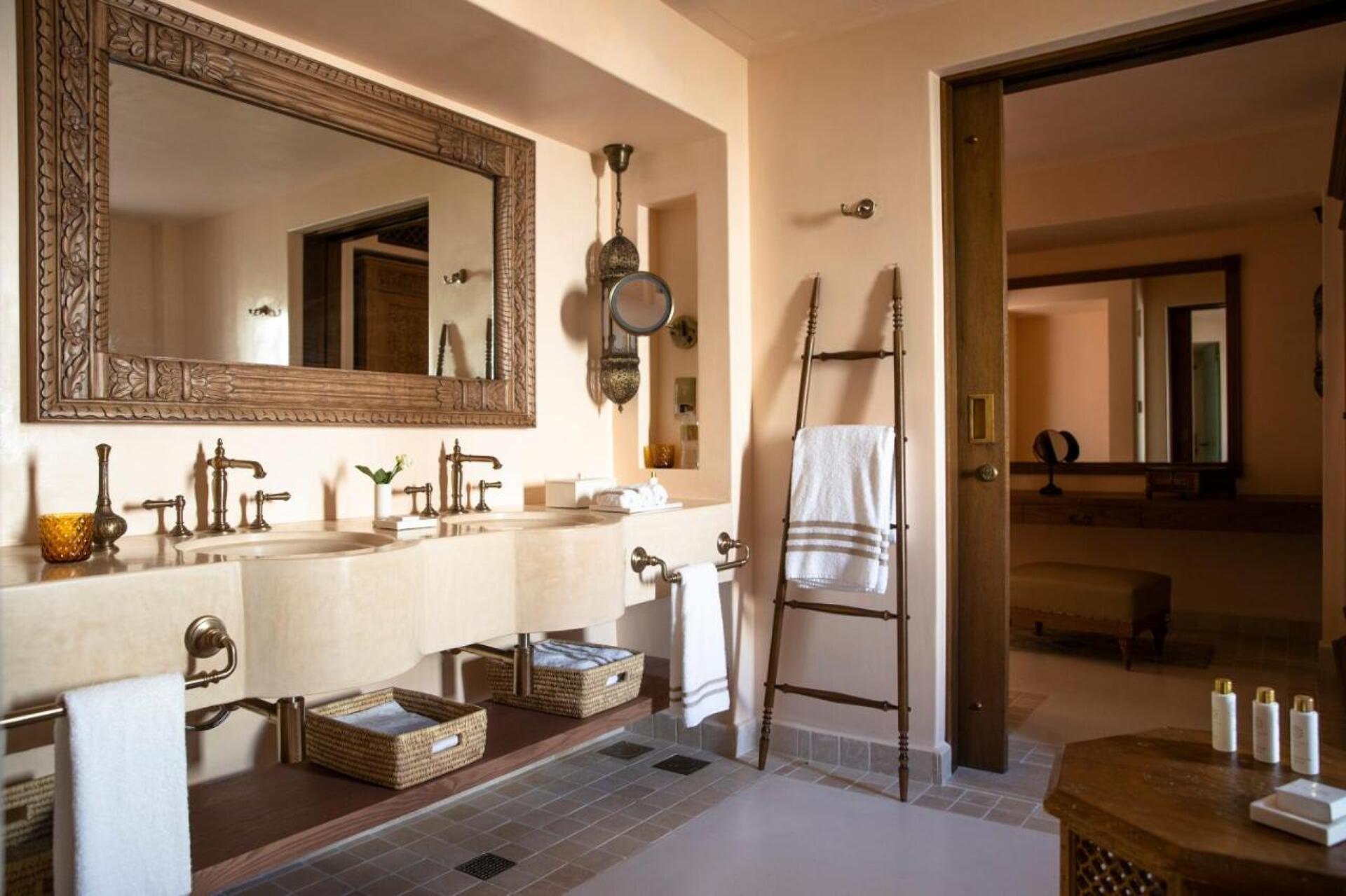 Al Wathba, a Luxury Collection Desert Resort & Spa, Abu Dhabi 5* 2