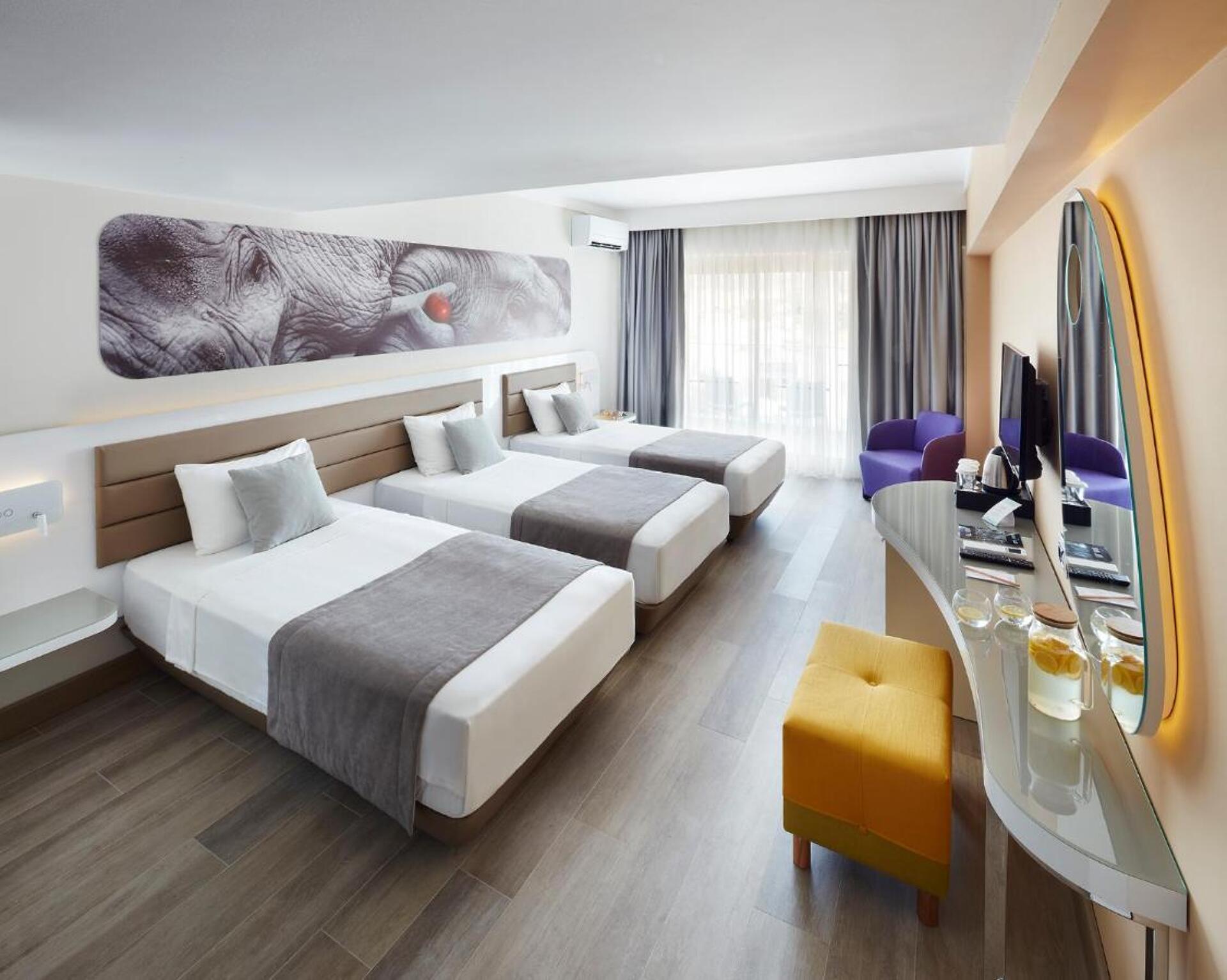 Lalila Blue Suites 5* 7