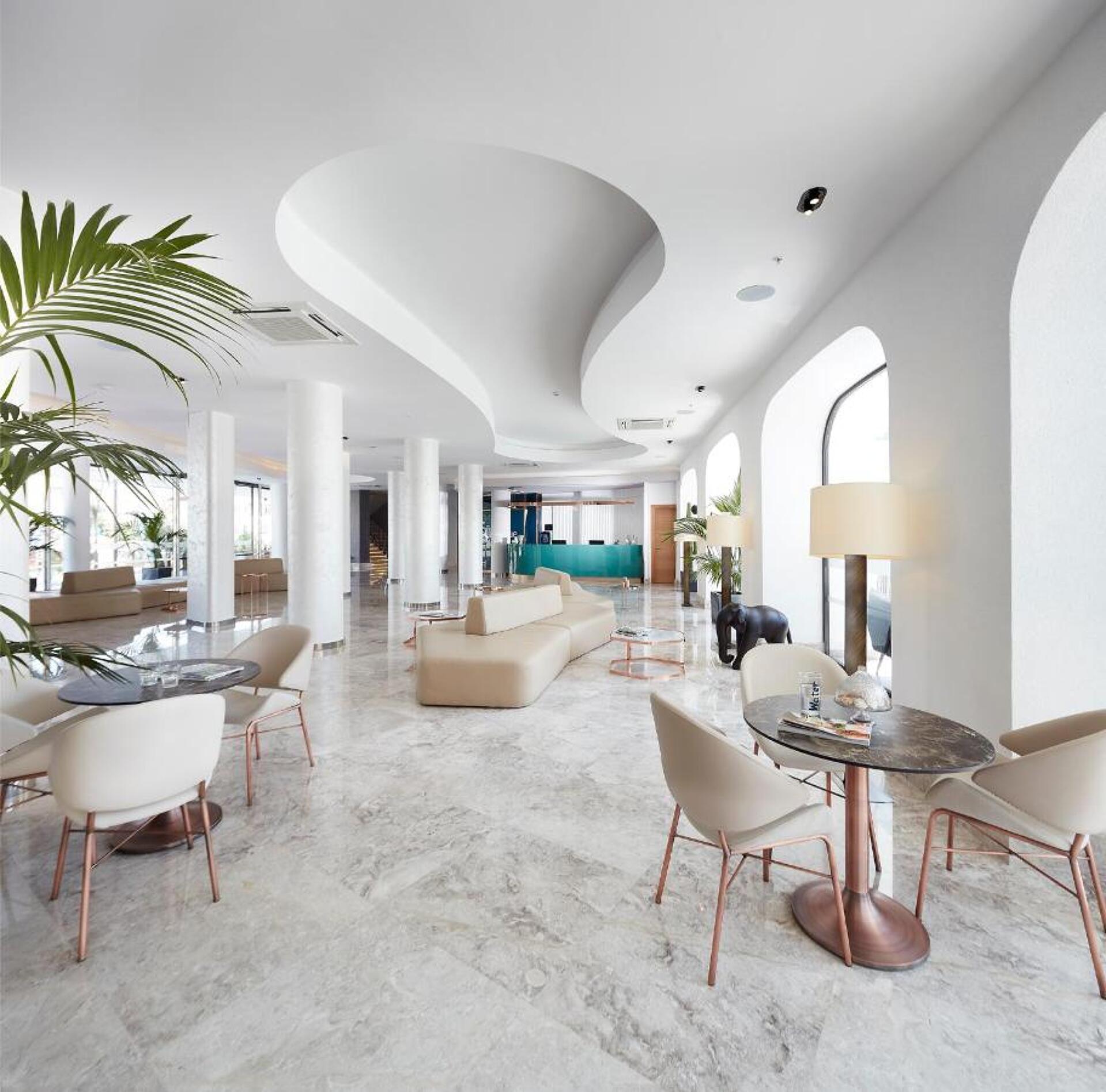 Lalila Blue Suites 5* 2
