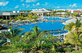 Playa Paraiso Resort & Suite