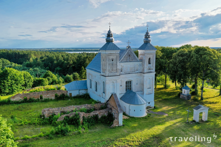 Троицкий костел и монастырь кармелитов в Засвири
