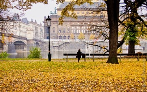 Осеннее настроение: яркие краски Праги в фотографиях