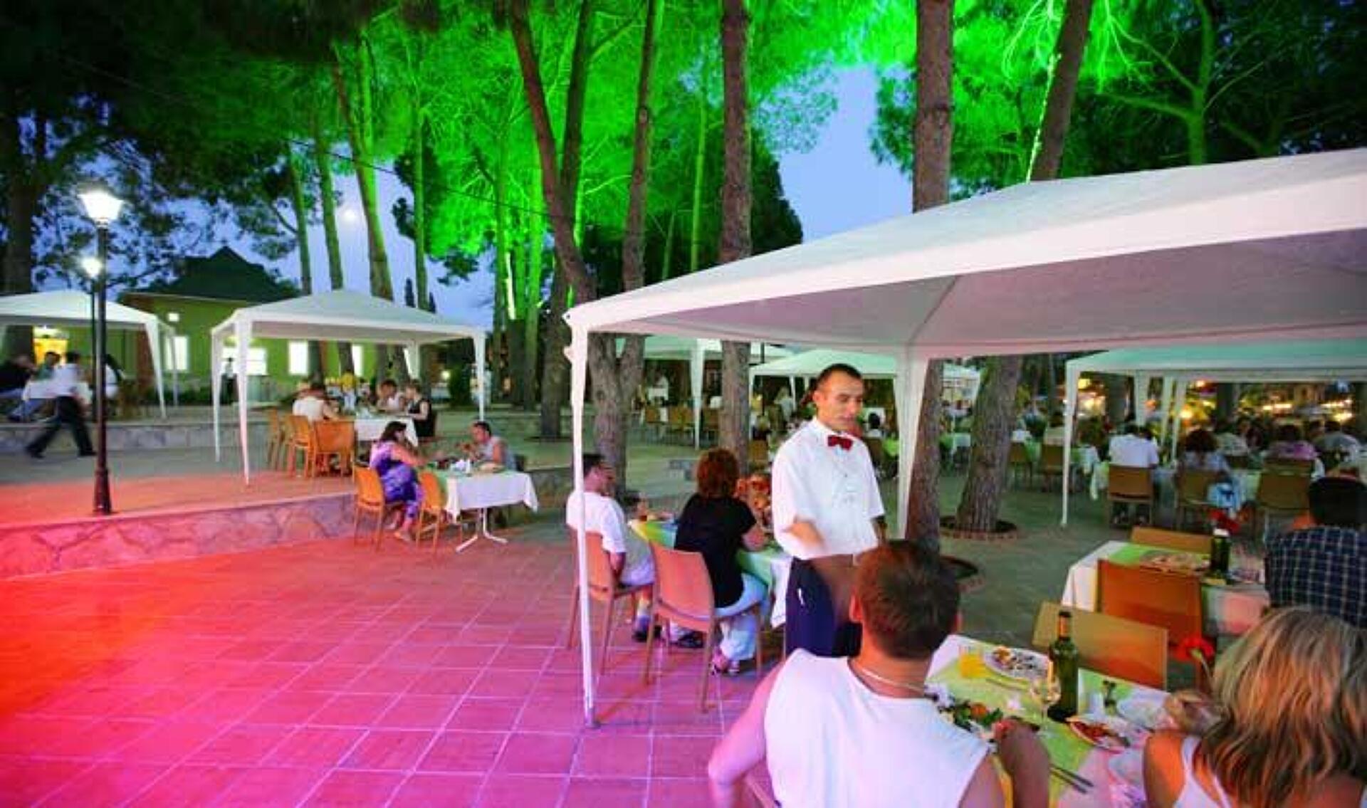 Lonicera Garden Hotel 4* 31