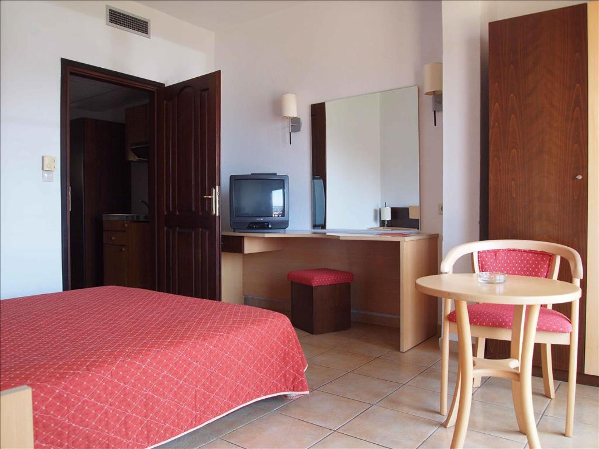 Aristoteles Holiday Resort & SPA 4* 30