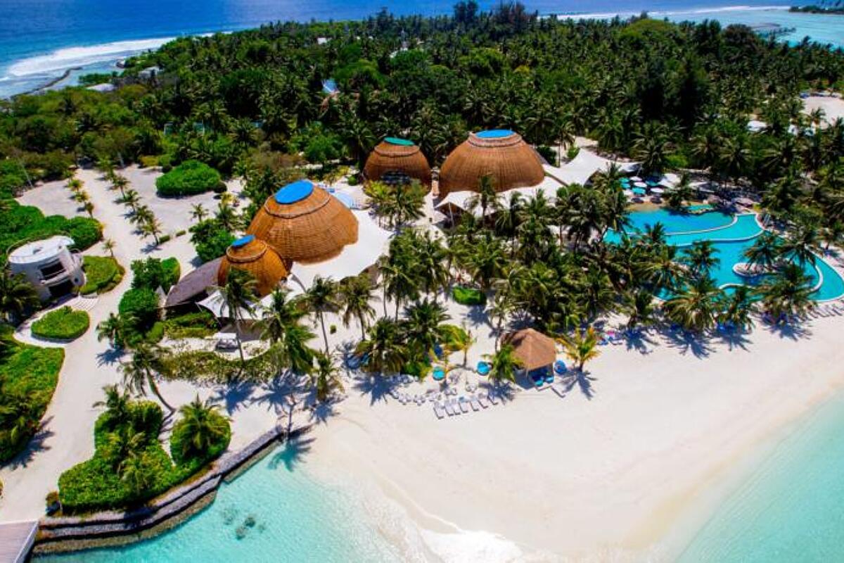 Holiday Inn Resort Kandooma 5* 1
