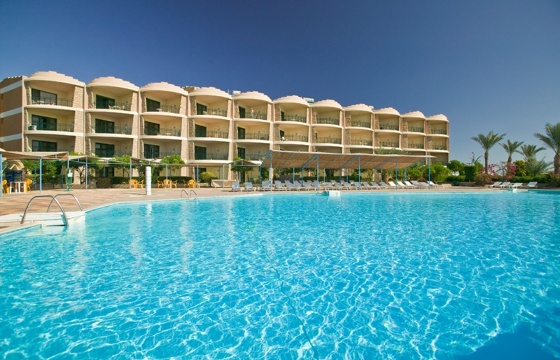 El Samaka Beach