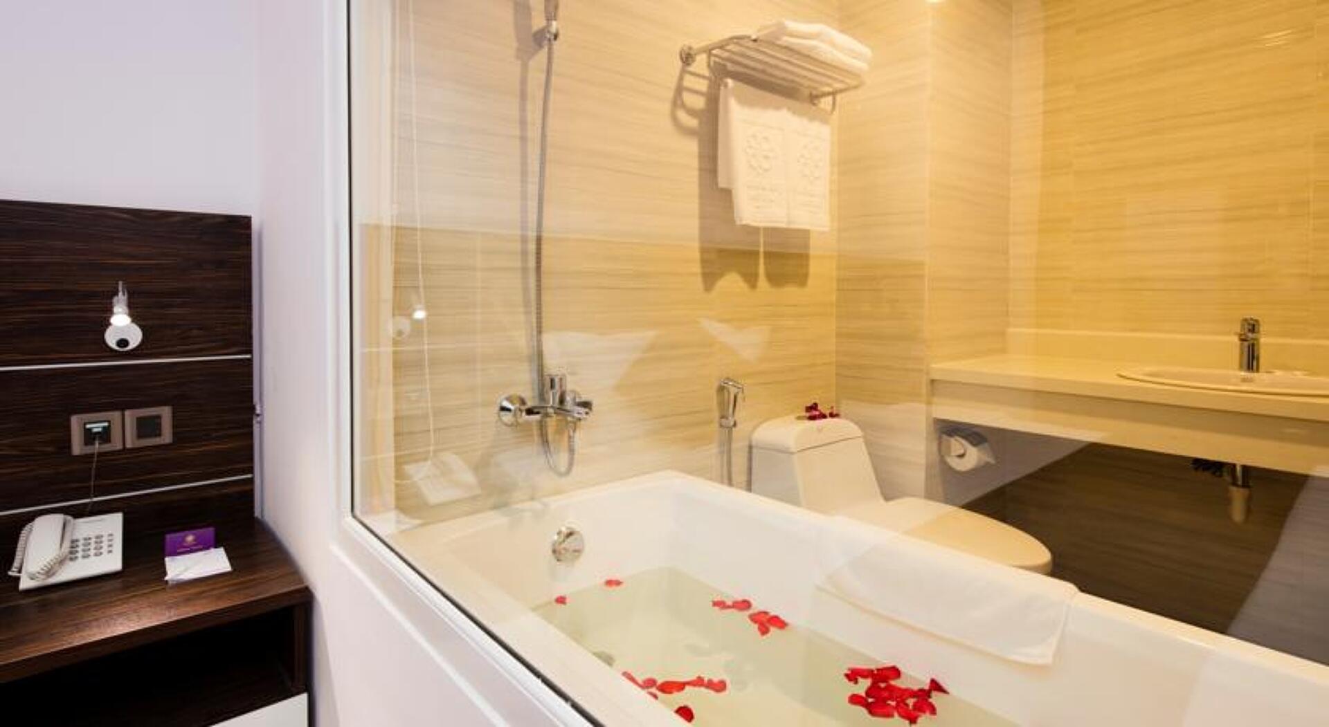 Balcony Hotel 3* 26
