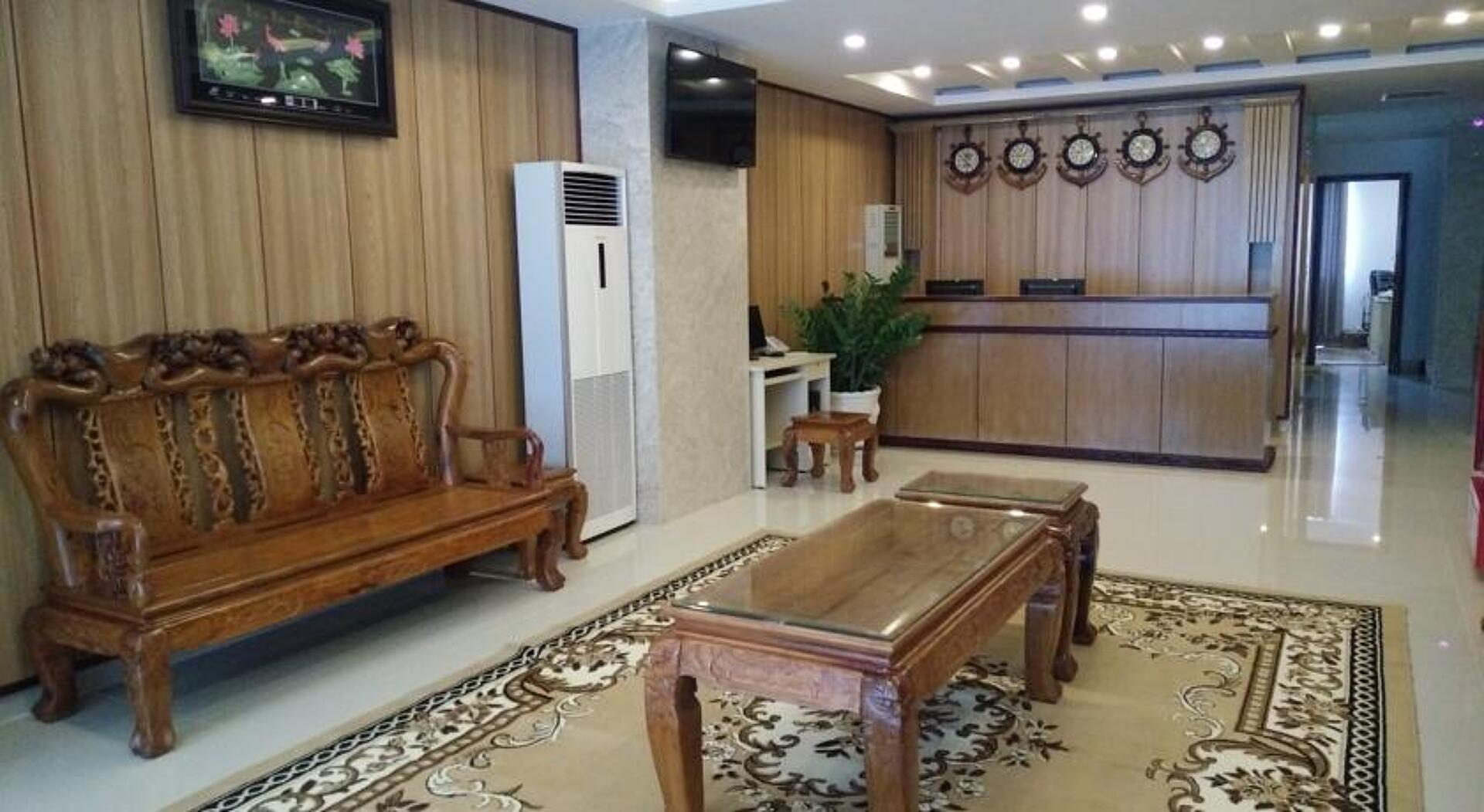 Dubai Nha Trang Hotel 2* 1