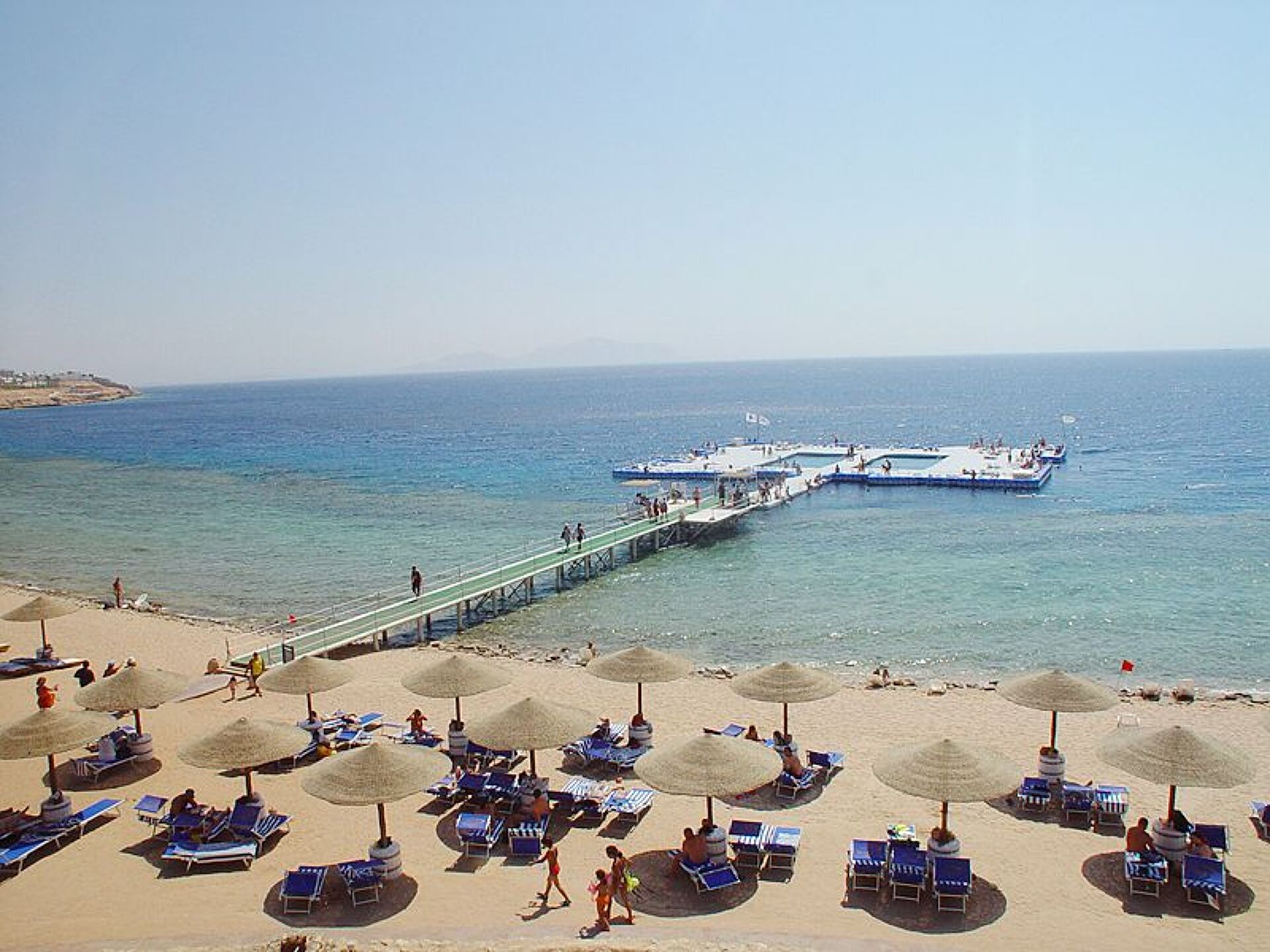 Domina Coral Bay Aquamarine Pool  5* 5