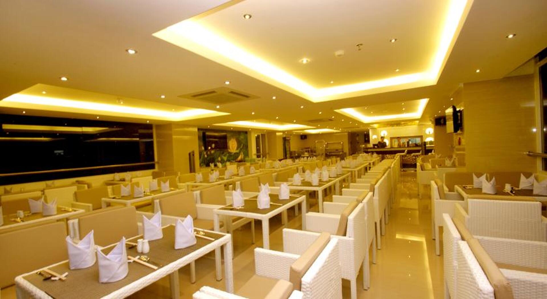 Ruby Hotel 3* 15