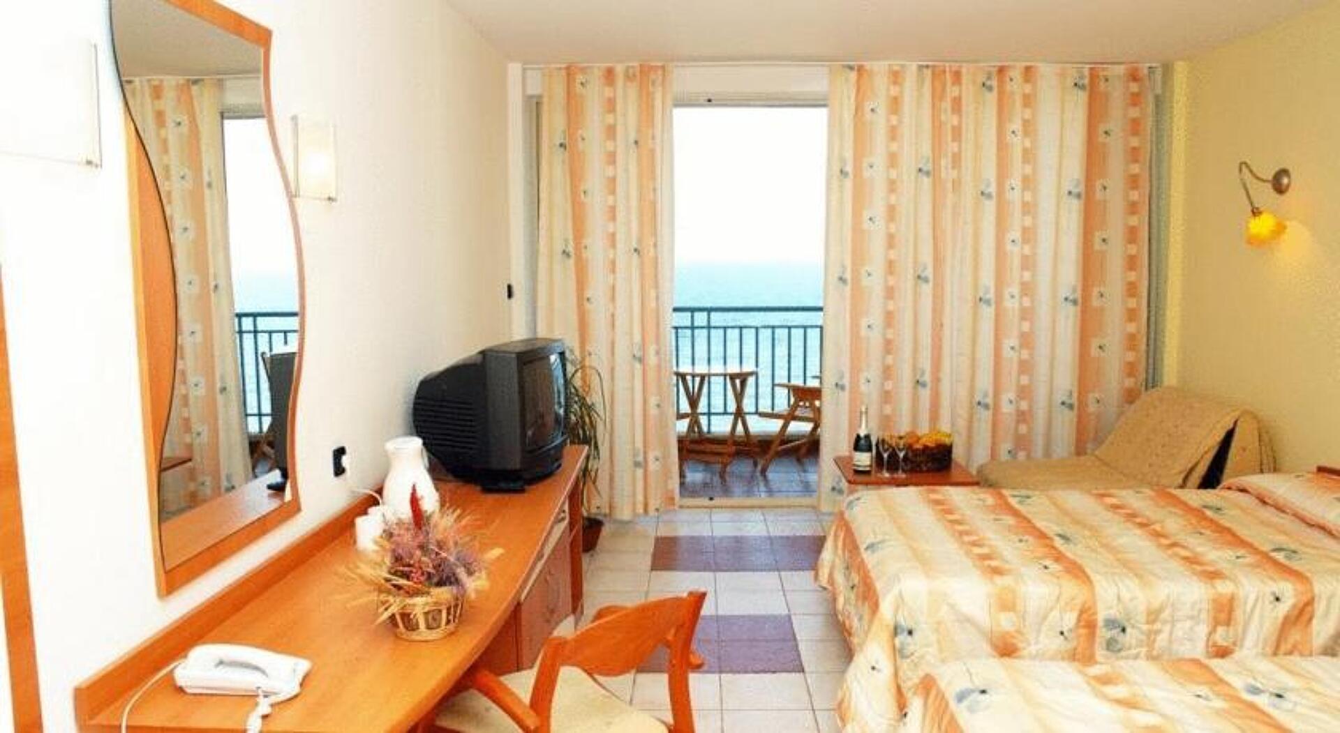 Royal Bay 4* 1