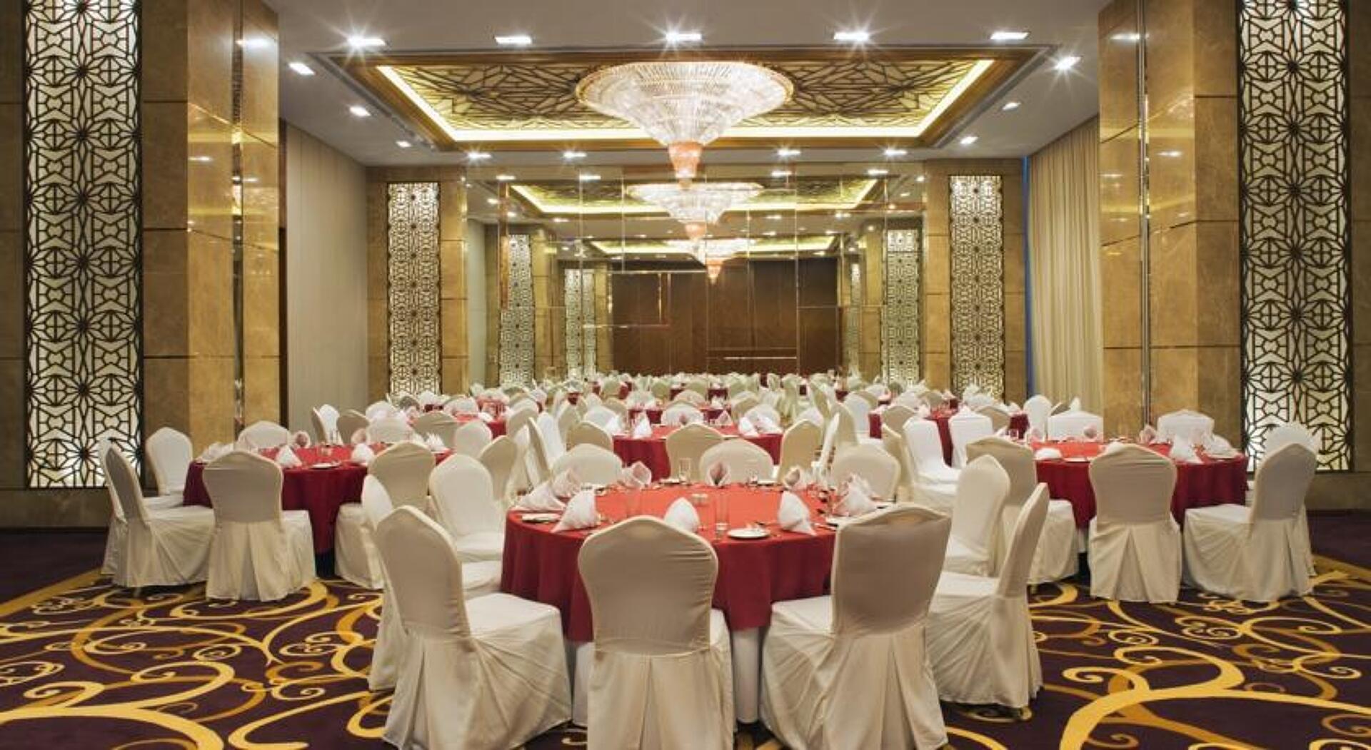The Meydan Hotel 5* 0