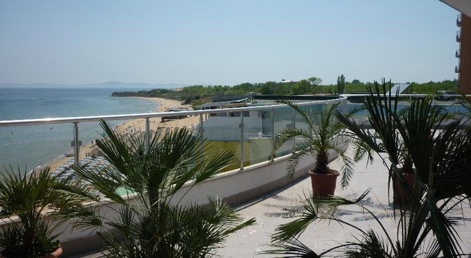 Aphrodite Beach 3* 30