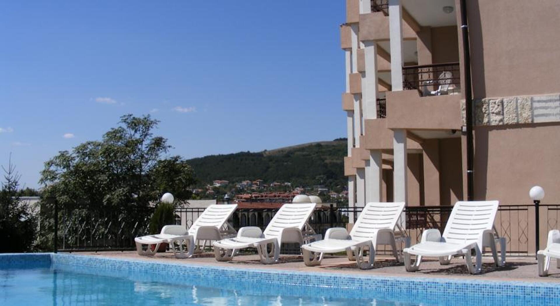 Naslada 3* 3