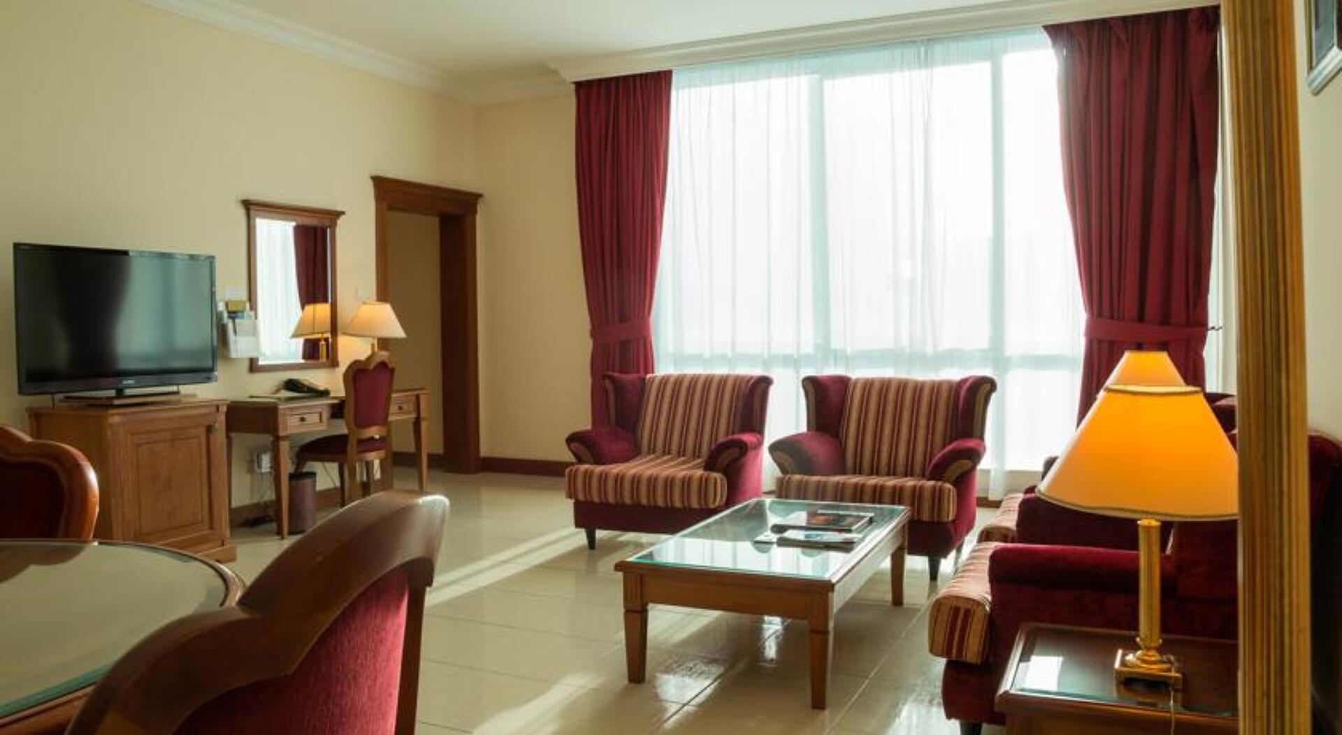 Grand Excelsior Sharjah 5* 7