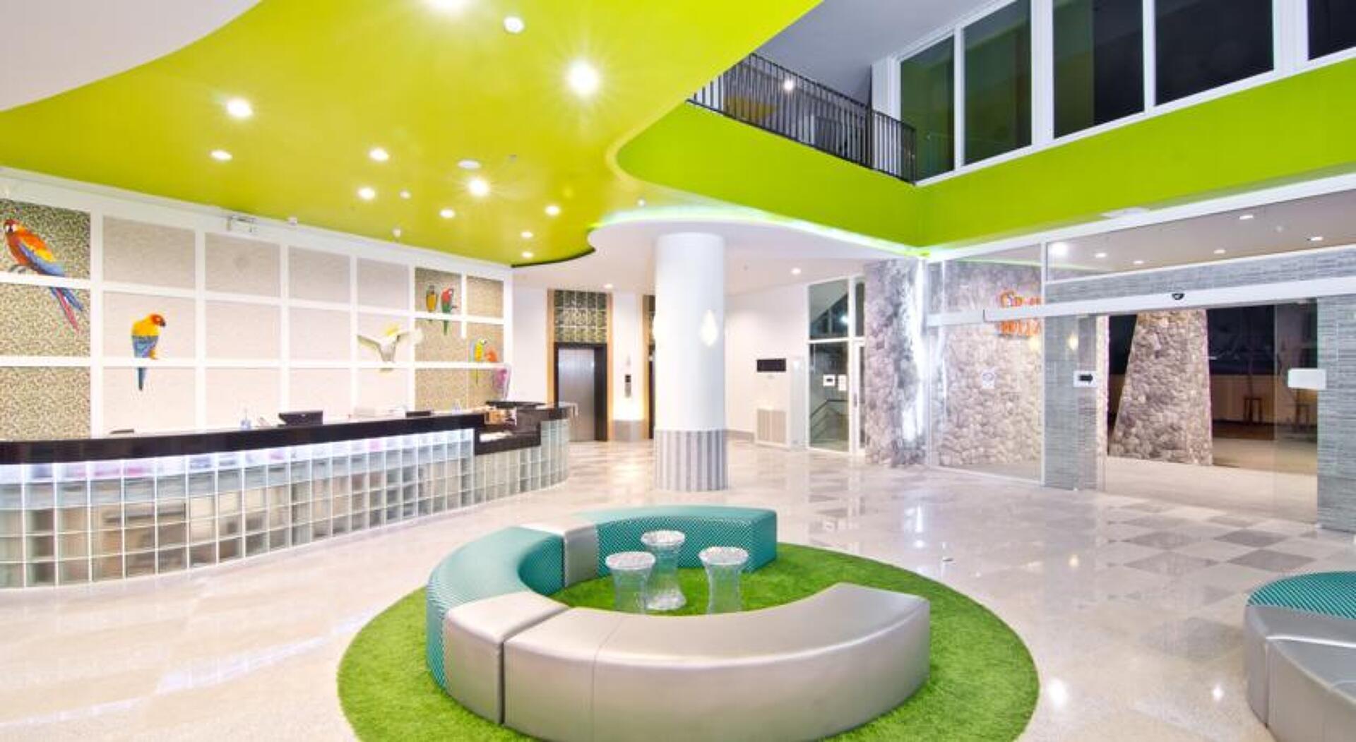 Grand Bella Hotel Pattaya 3* 1