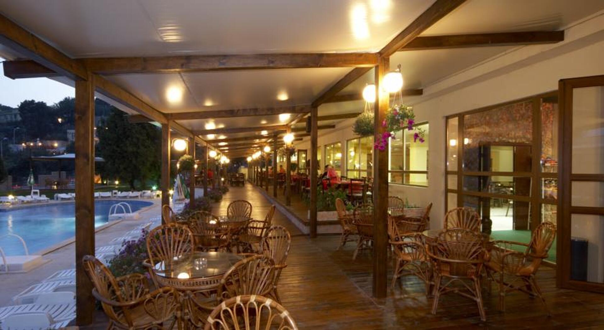 Detelina Hotel 3* 12