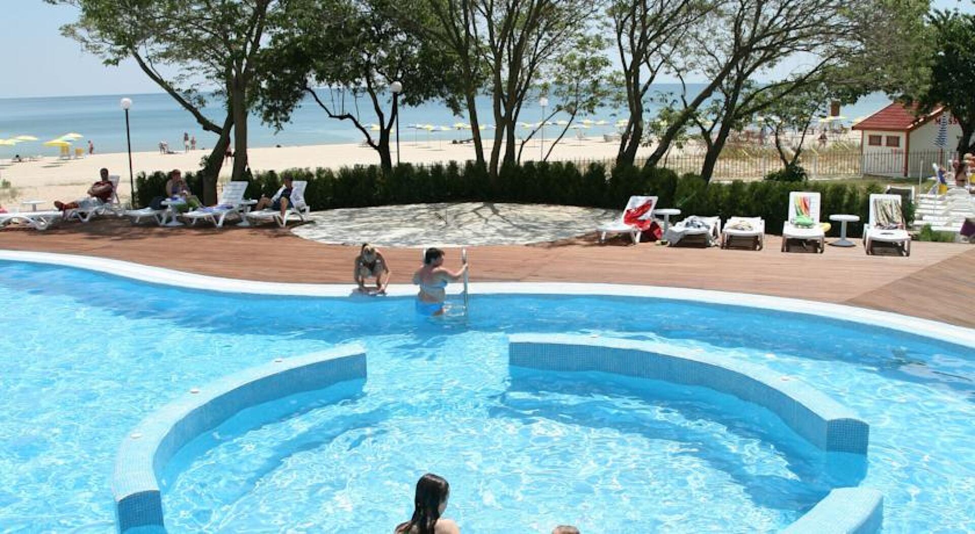 Arabella Beach 4* 24