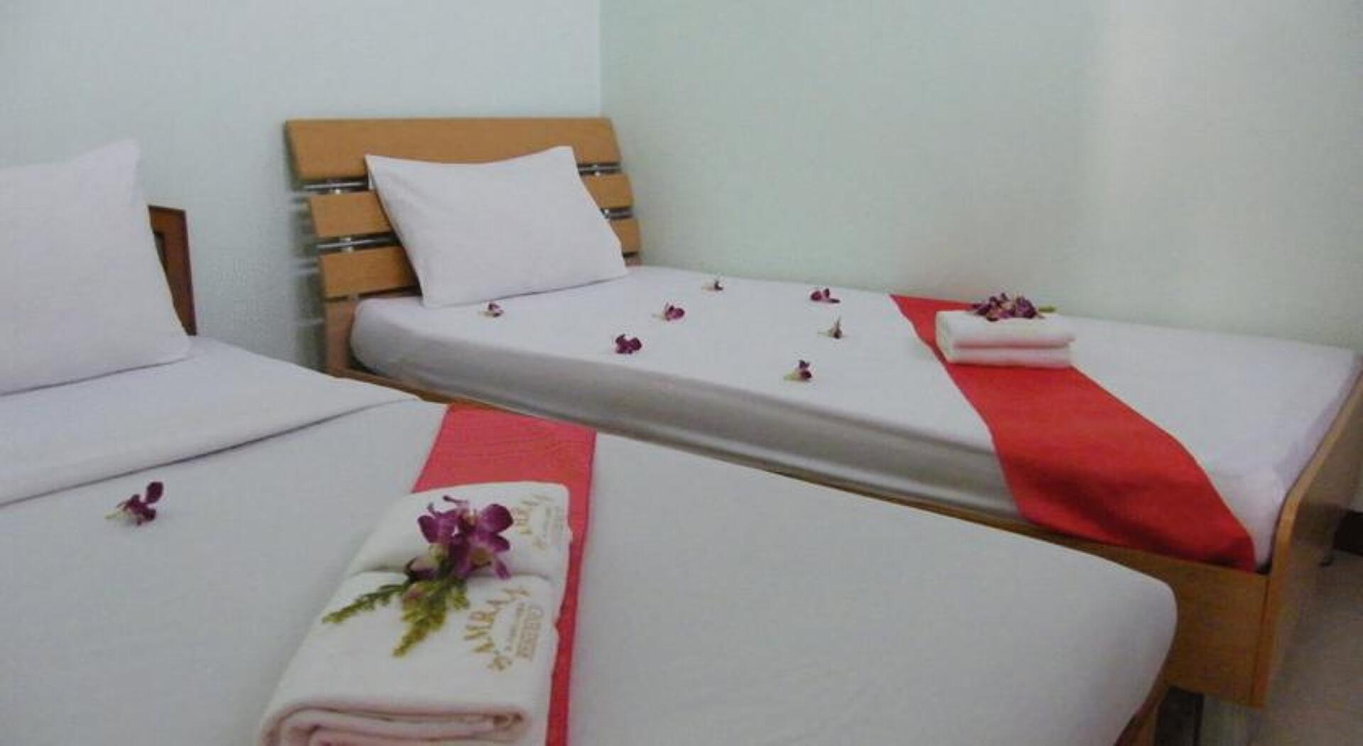 Samran Residence 2* 8