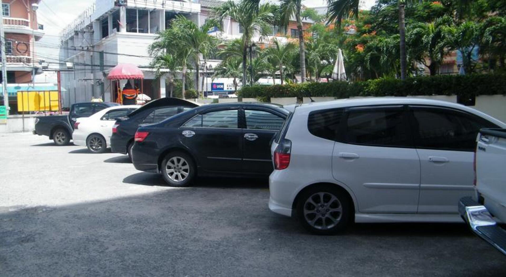 Siam Sawasdee 2* 19