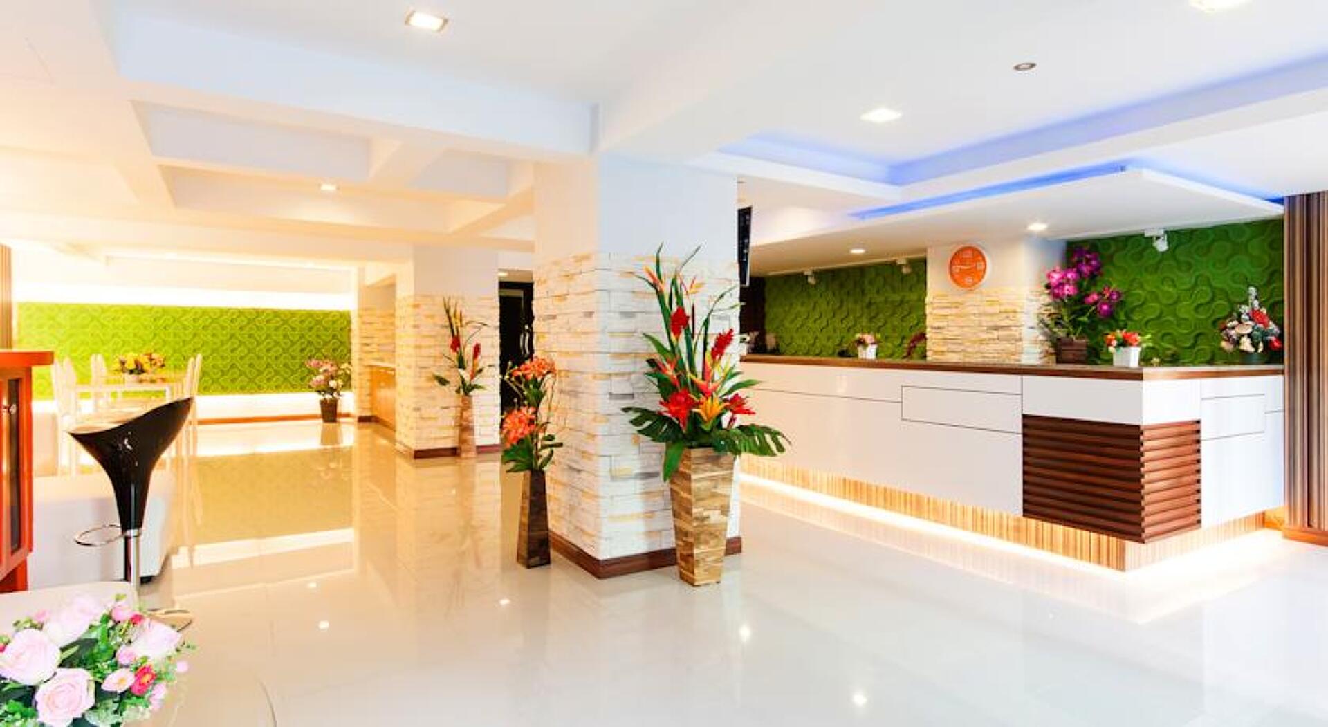 Patong Max Value Hotel 3* 7