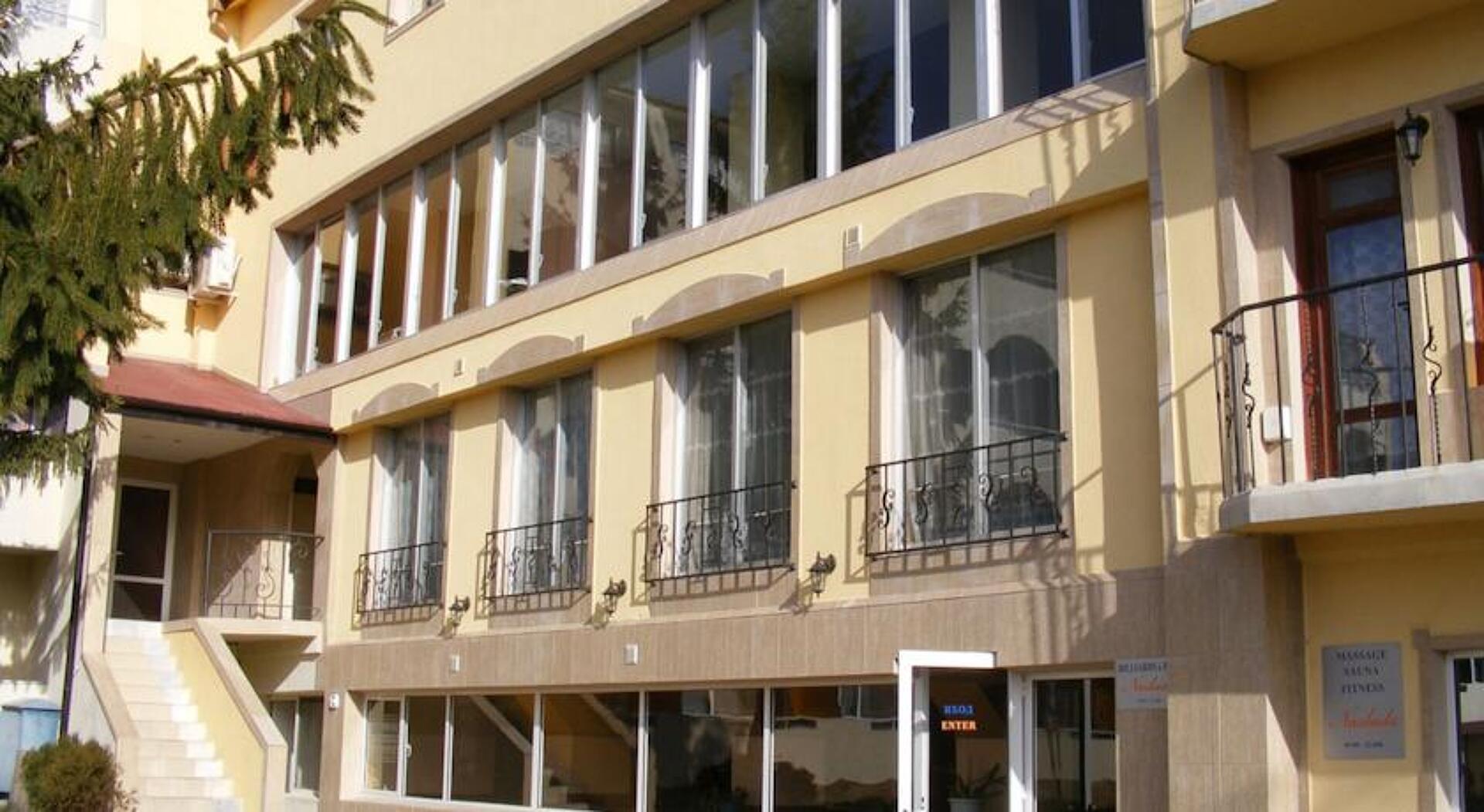 Naslada 3* 19