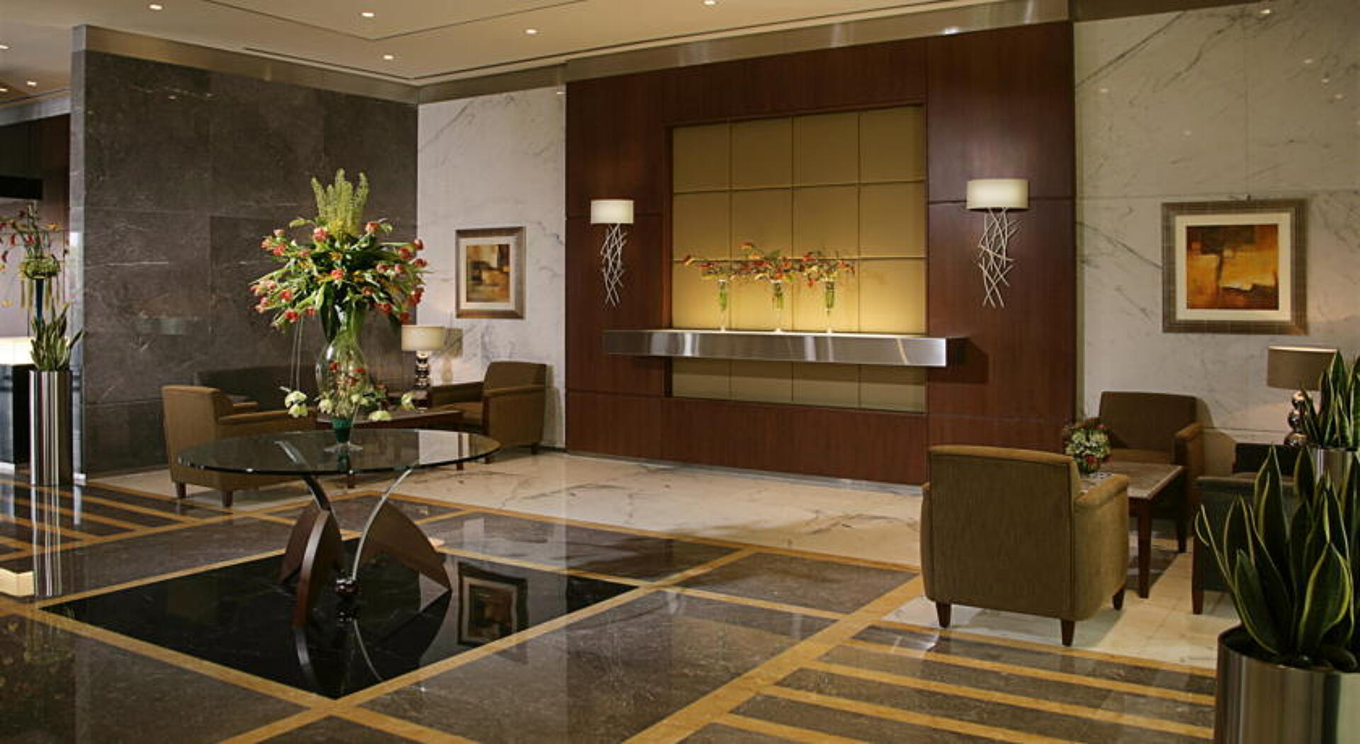 Al Ain Rotana Hotel 5* 5