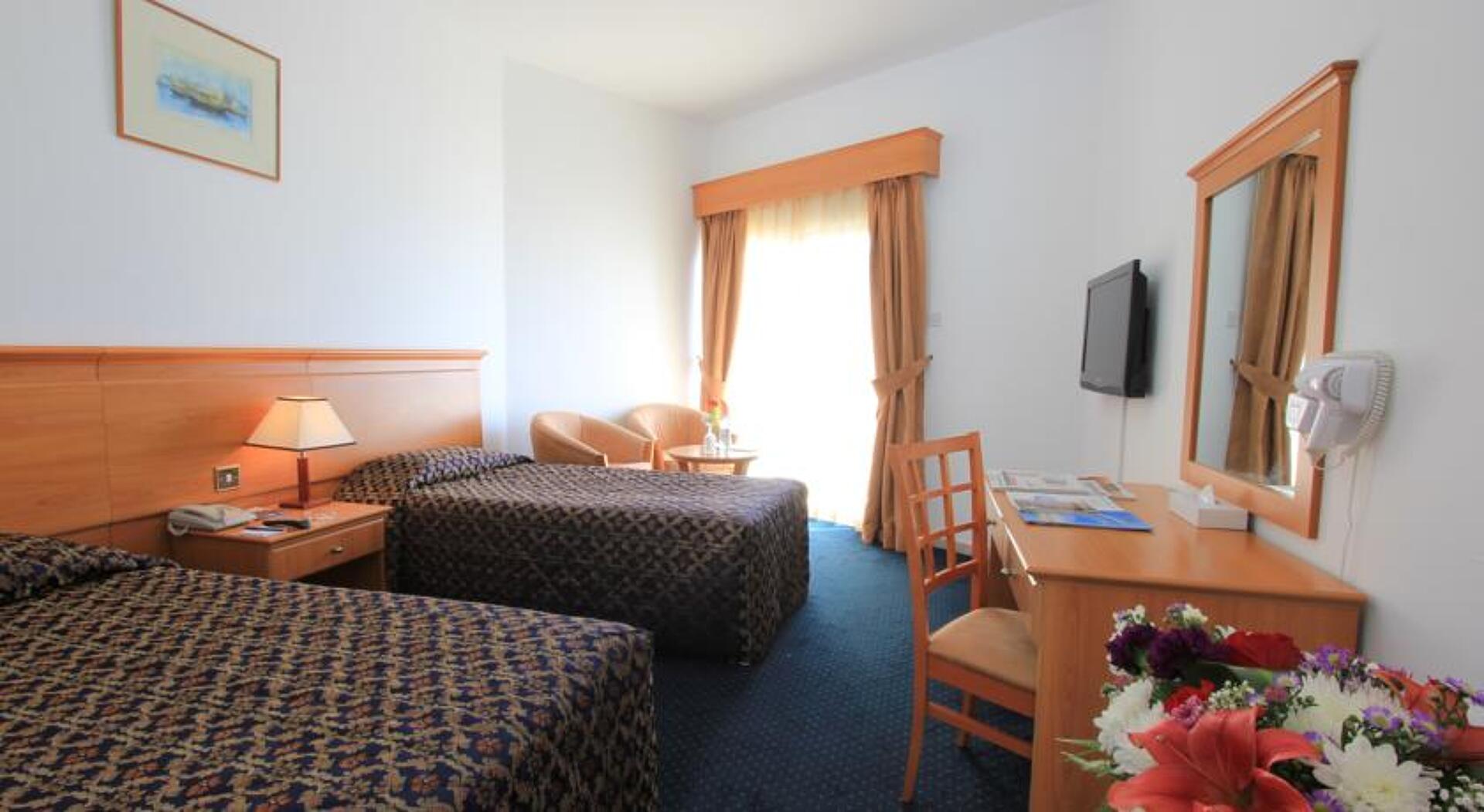 Beach Hotel Sharjah 3* 4