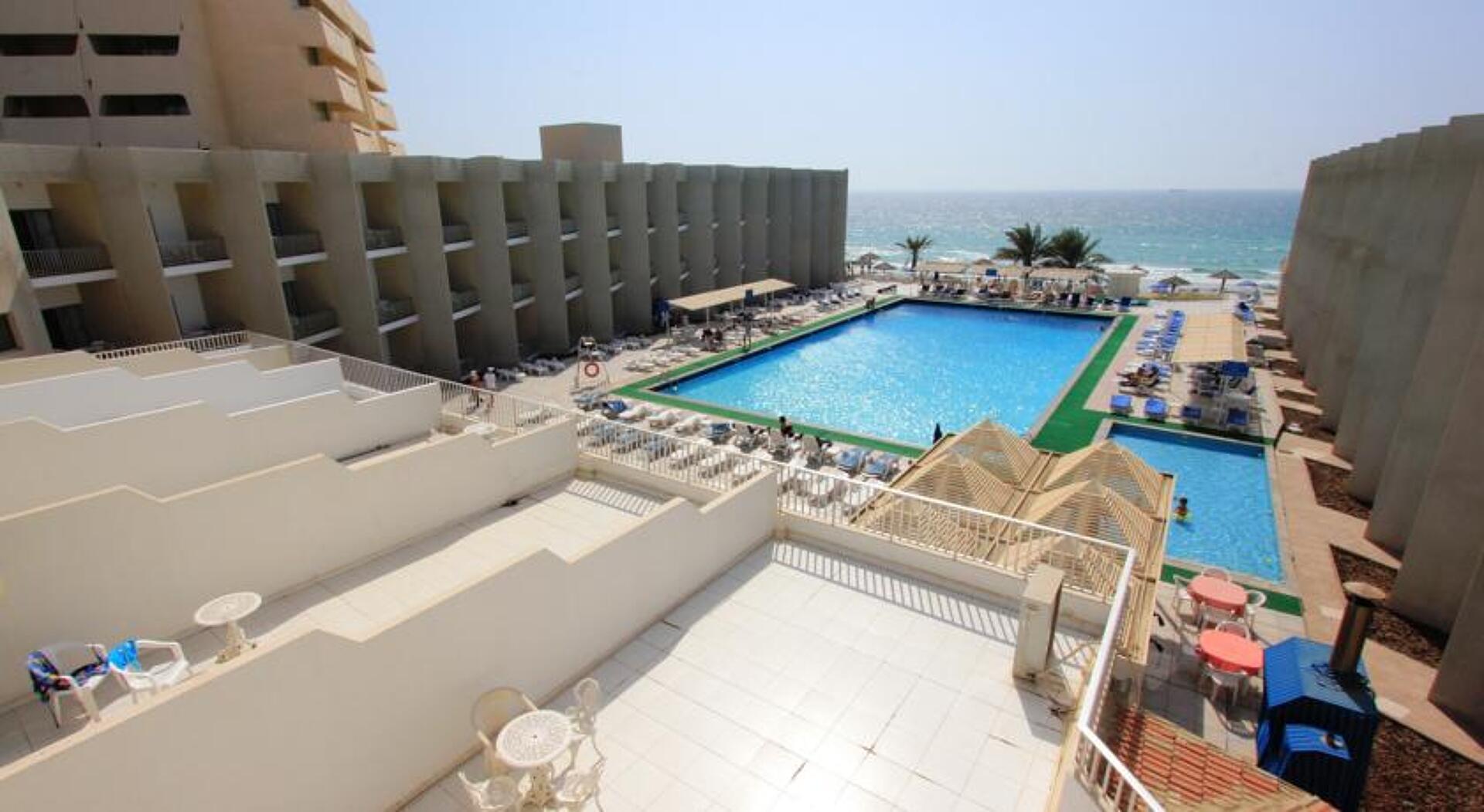 Beach Hotel Sharjah 3* 8