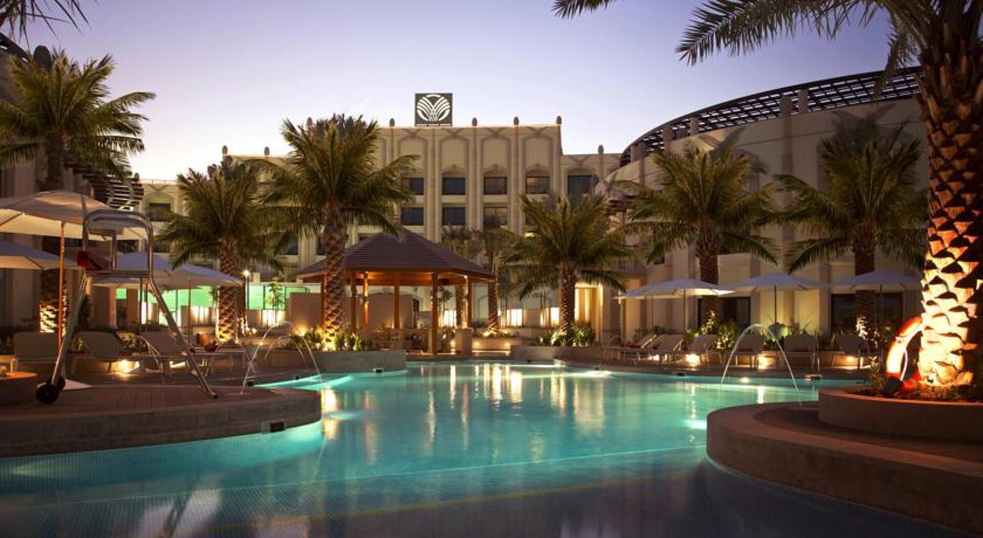 Al Ain Rotana Hotel 5* 0