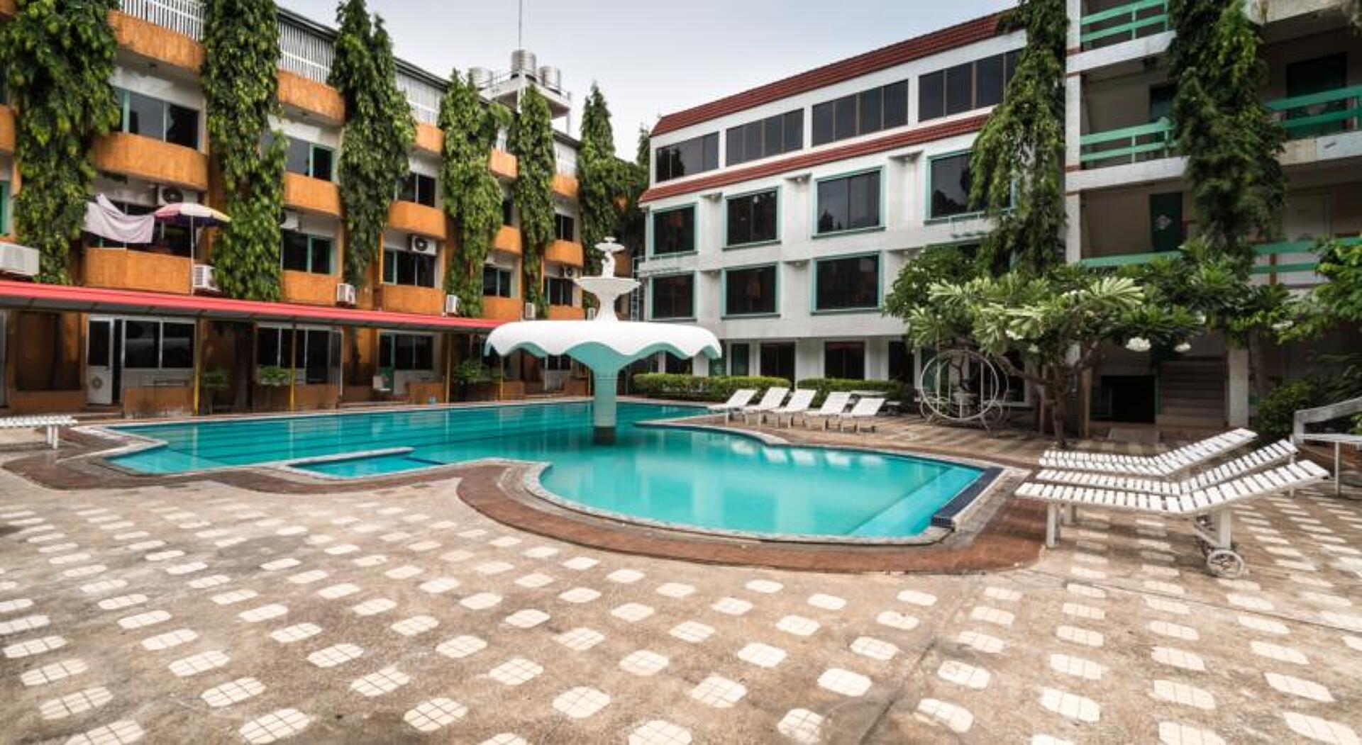 Seashore Pattaya Resort 3* 22