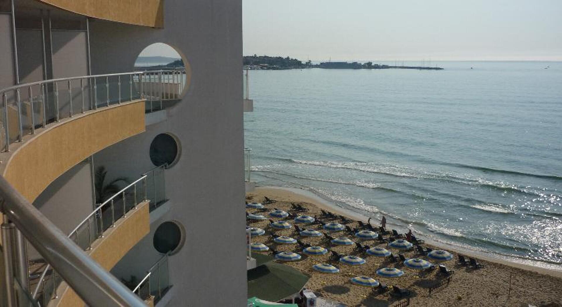 Aphrodite Beach 3* 8