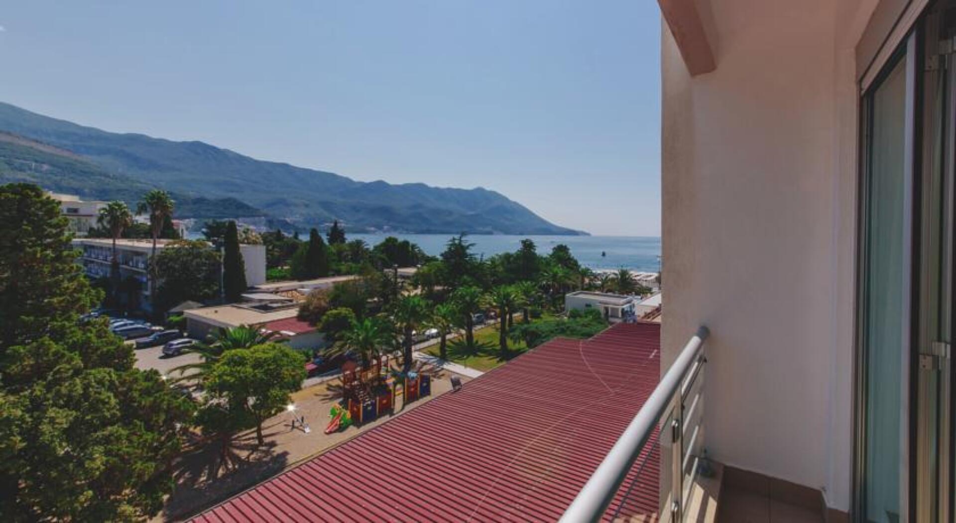 Montenegro Beach Resort 4* 26