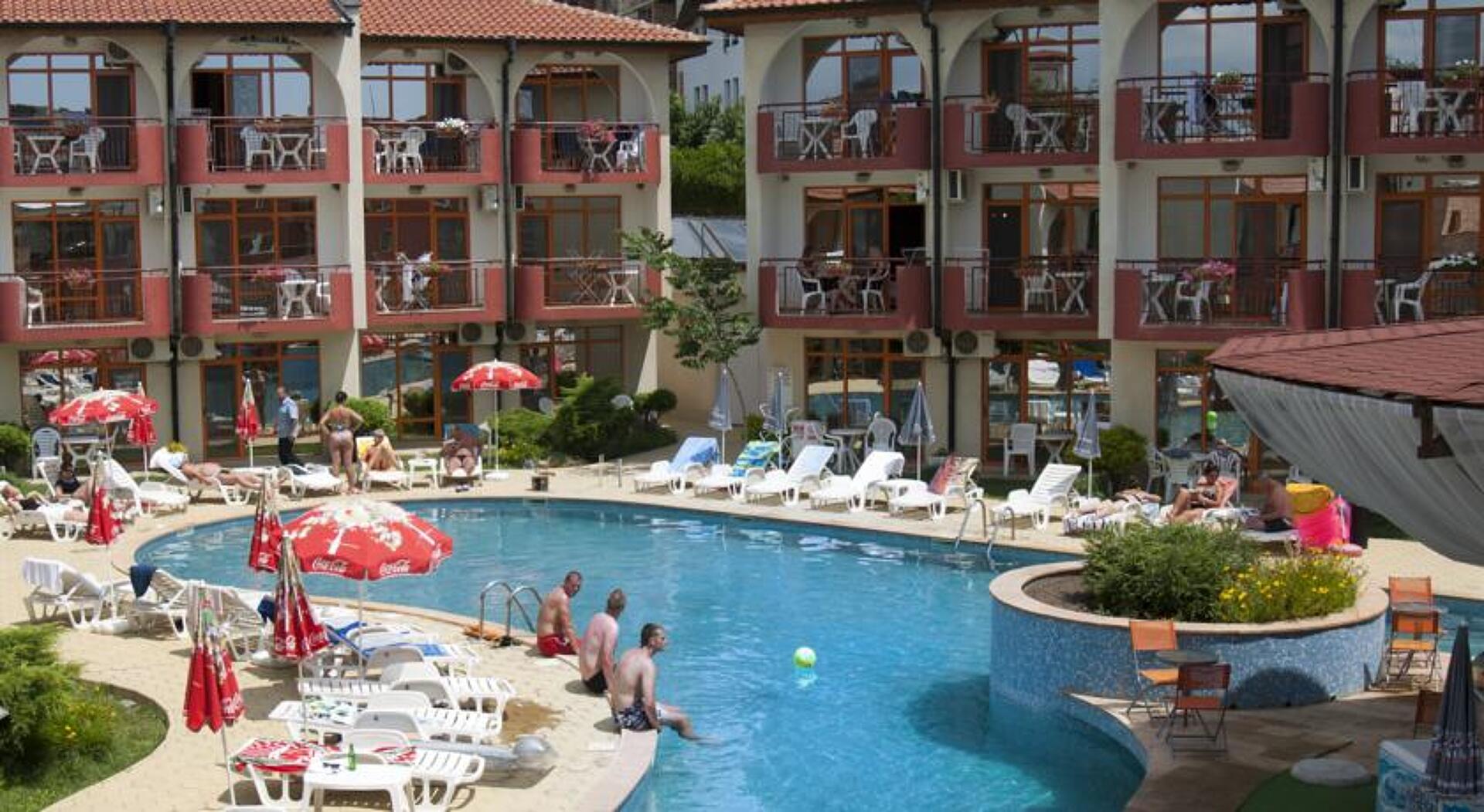 Sunrise Club 3* 28