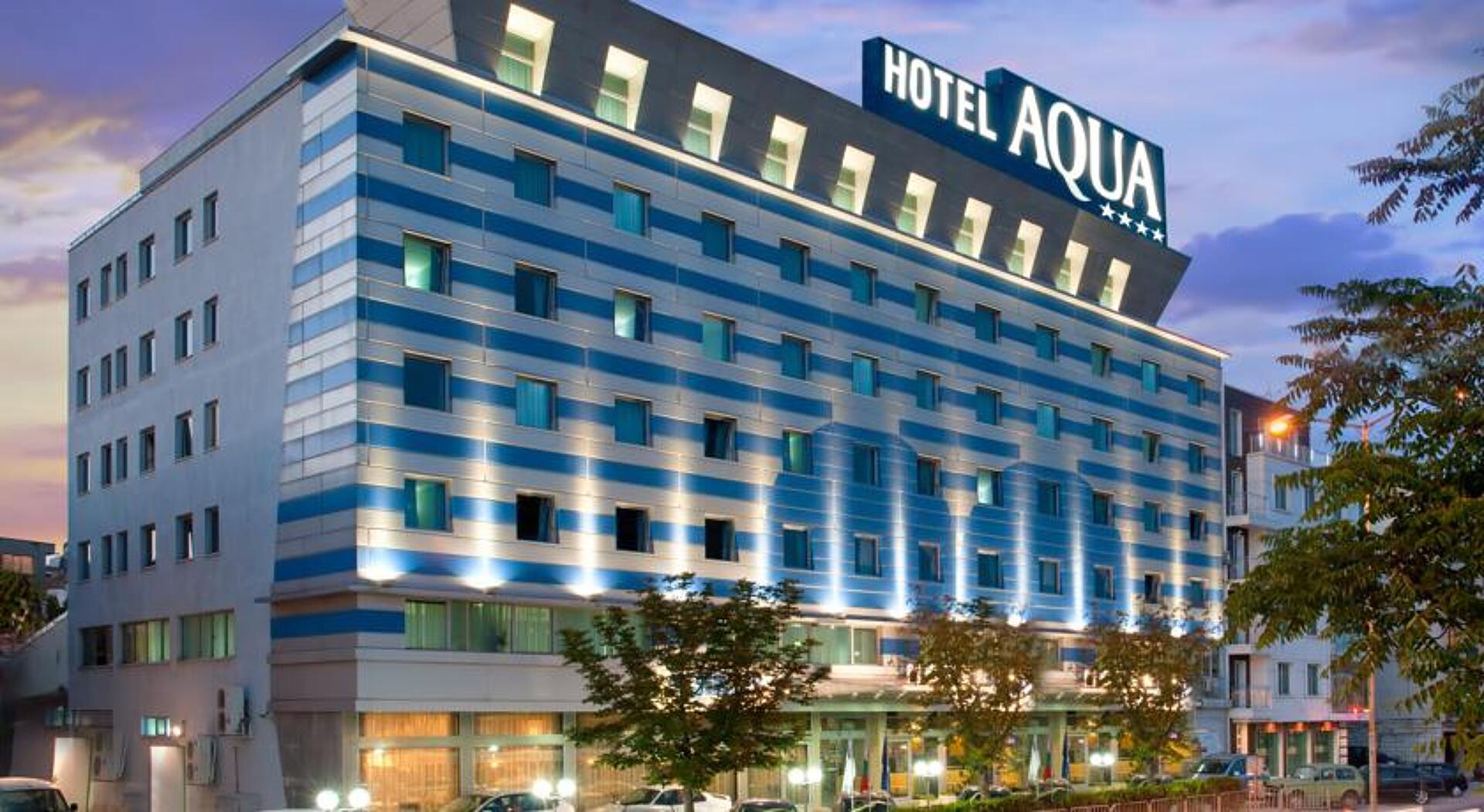 Aqua 4* 38