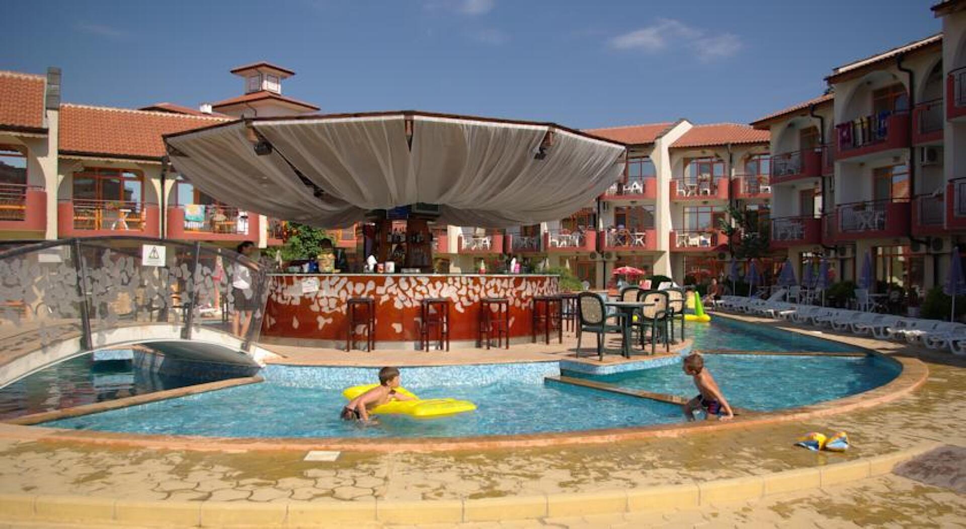 Sunrise Club 3* 19