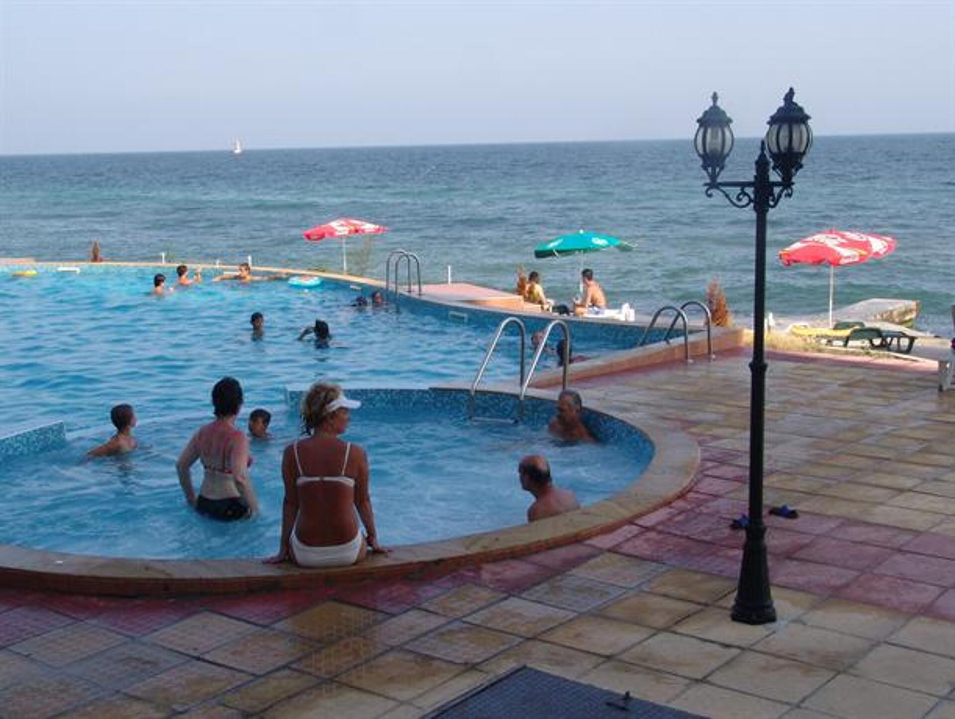 Interhotel Pomorie 3* 2