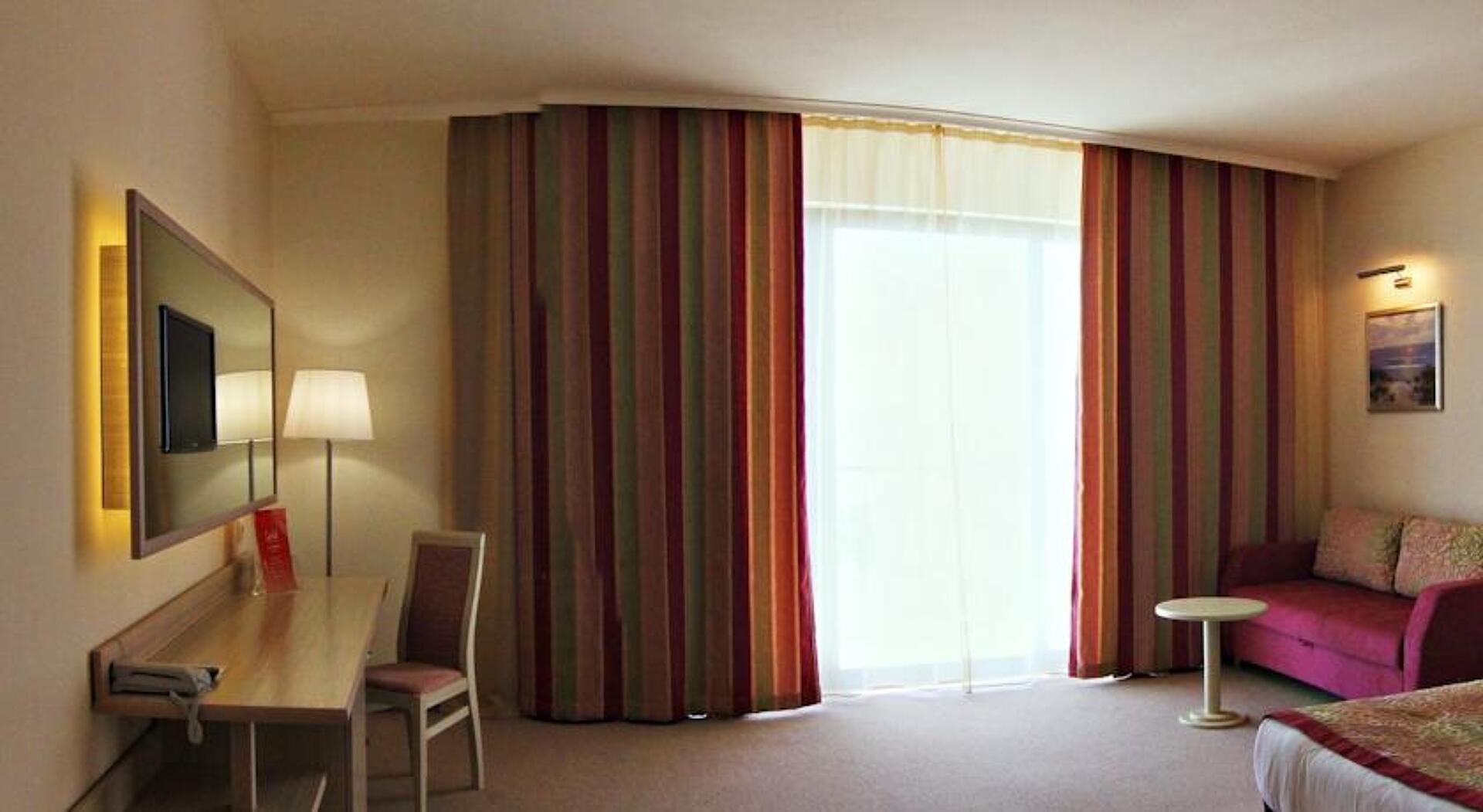 Grifid Vistamar 4* 30