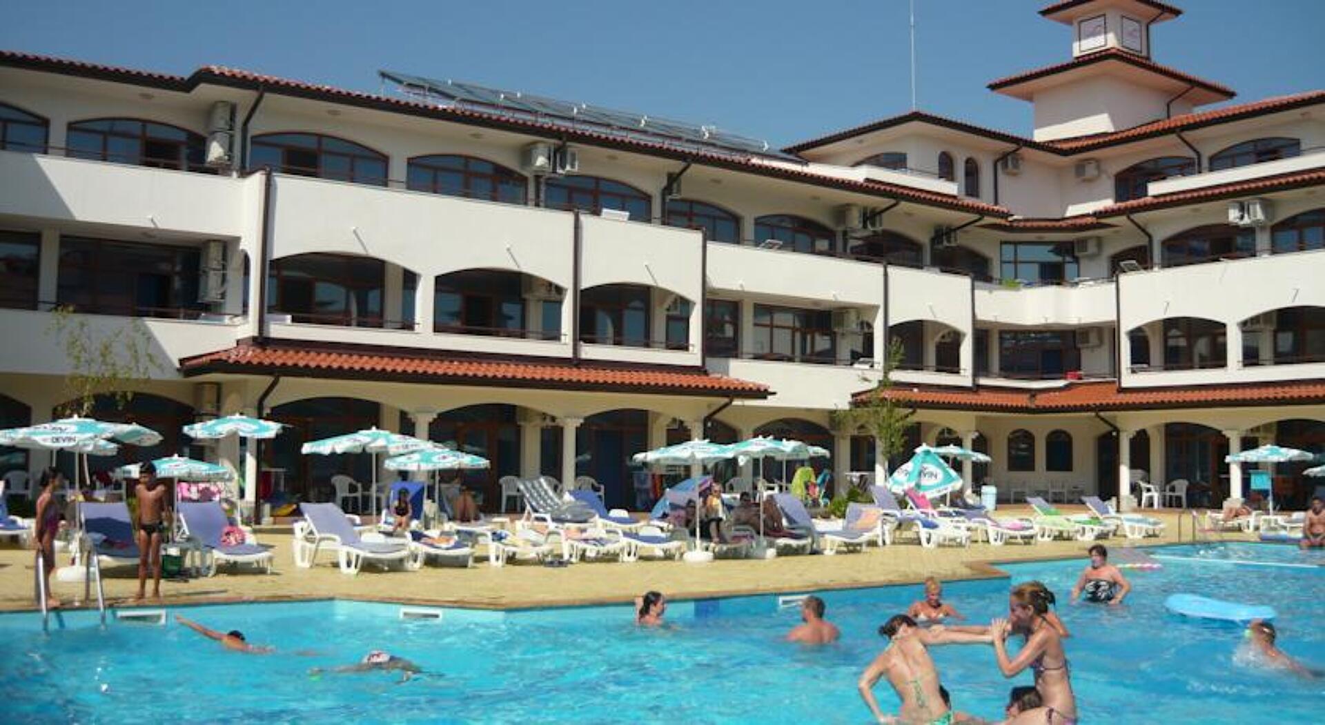 Sunrise Club 3* 0