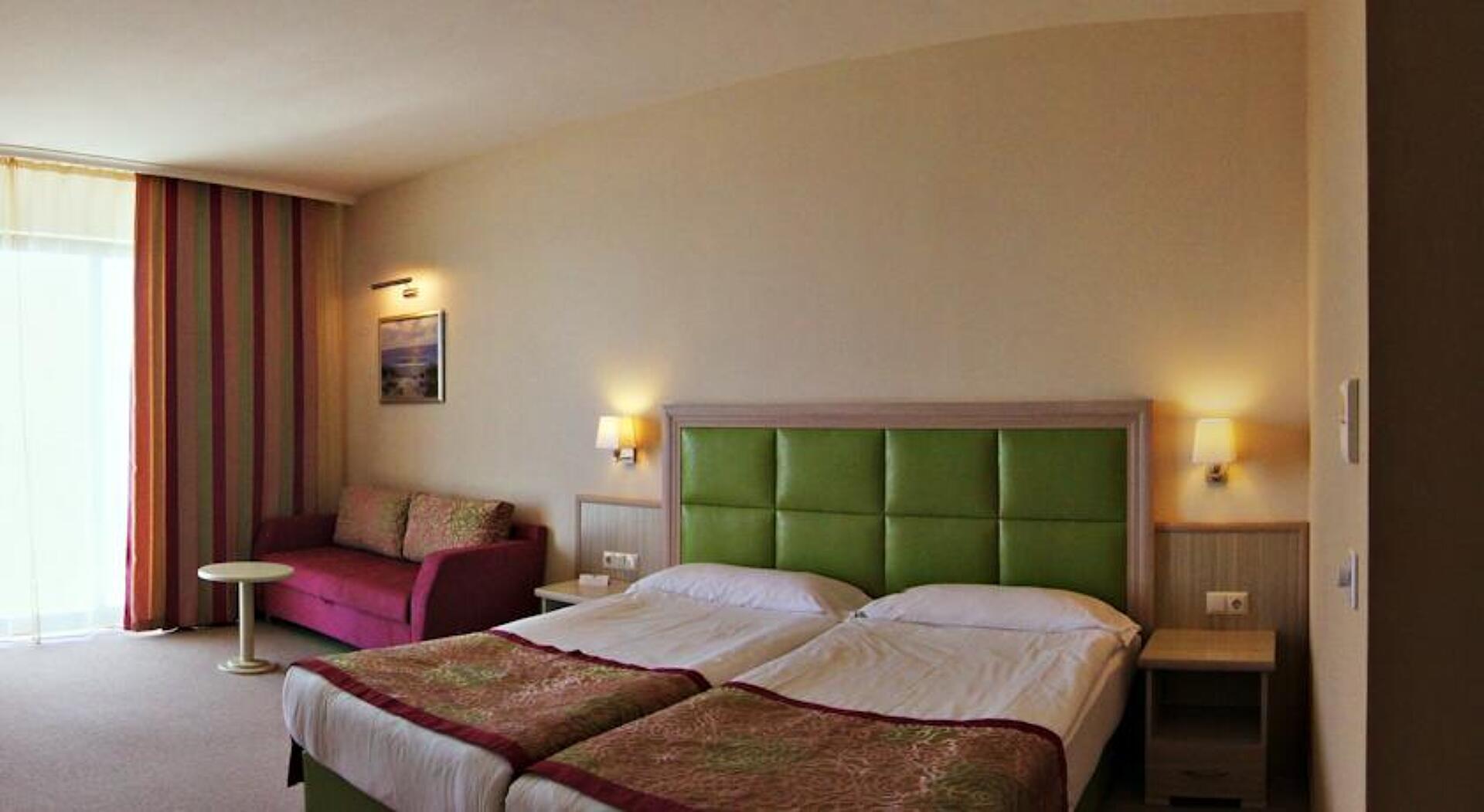 Grifid Vistamar 4* 31