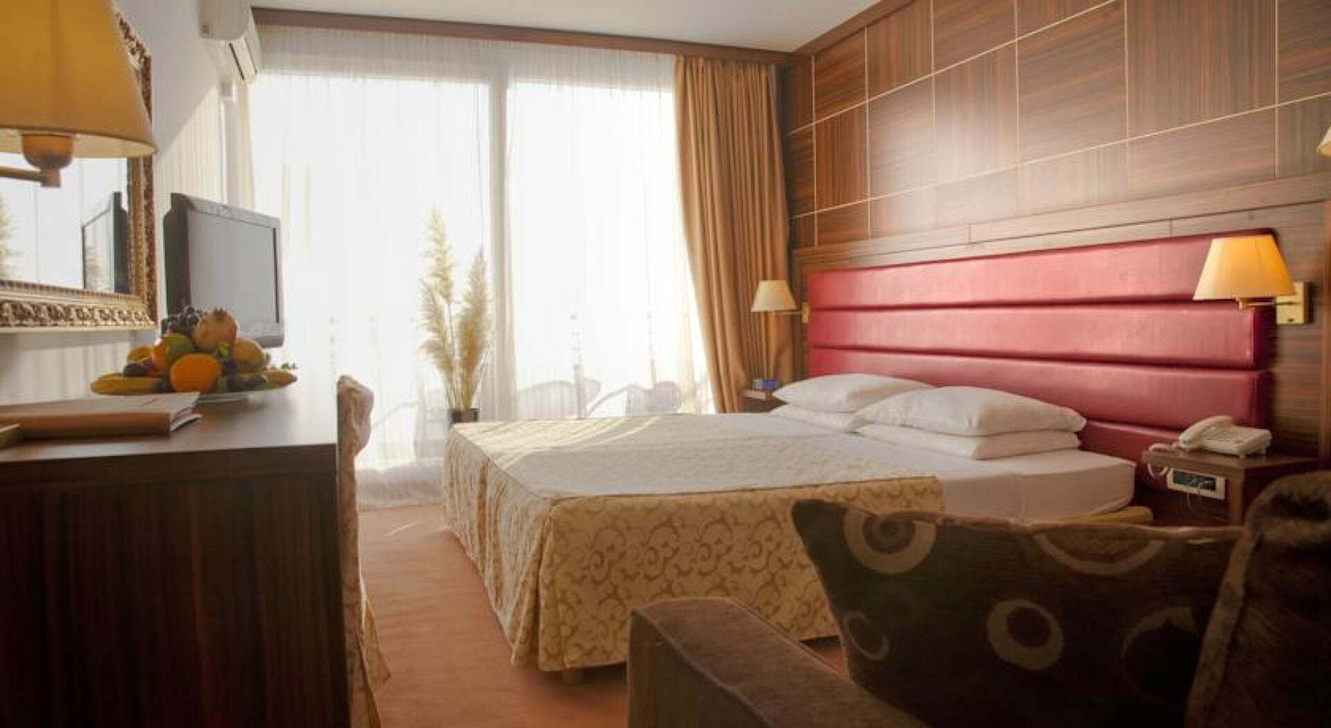 Palas 4* 9