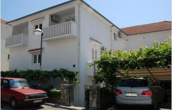 Bonaca Apartment