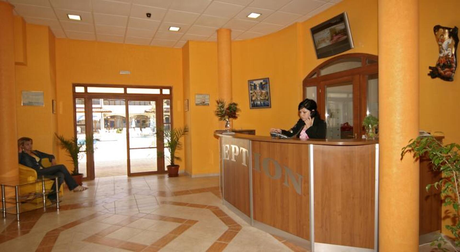 Sunrise Club 3* 18