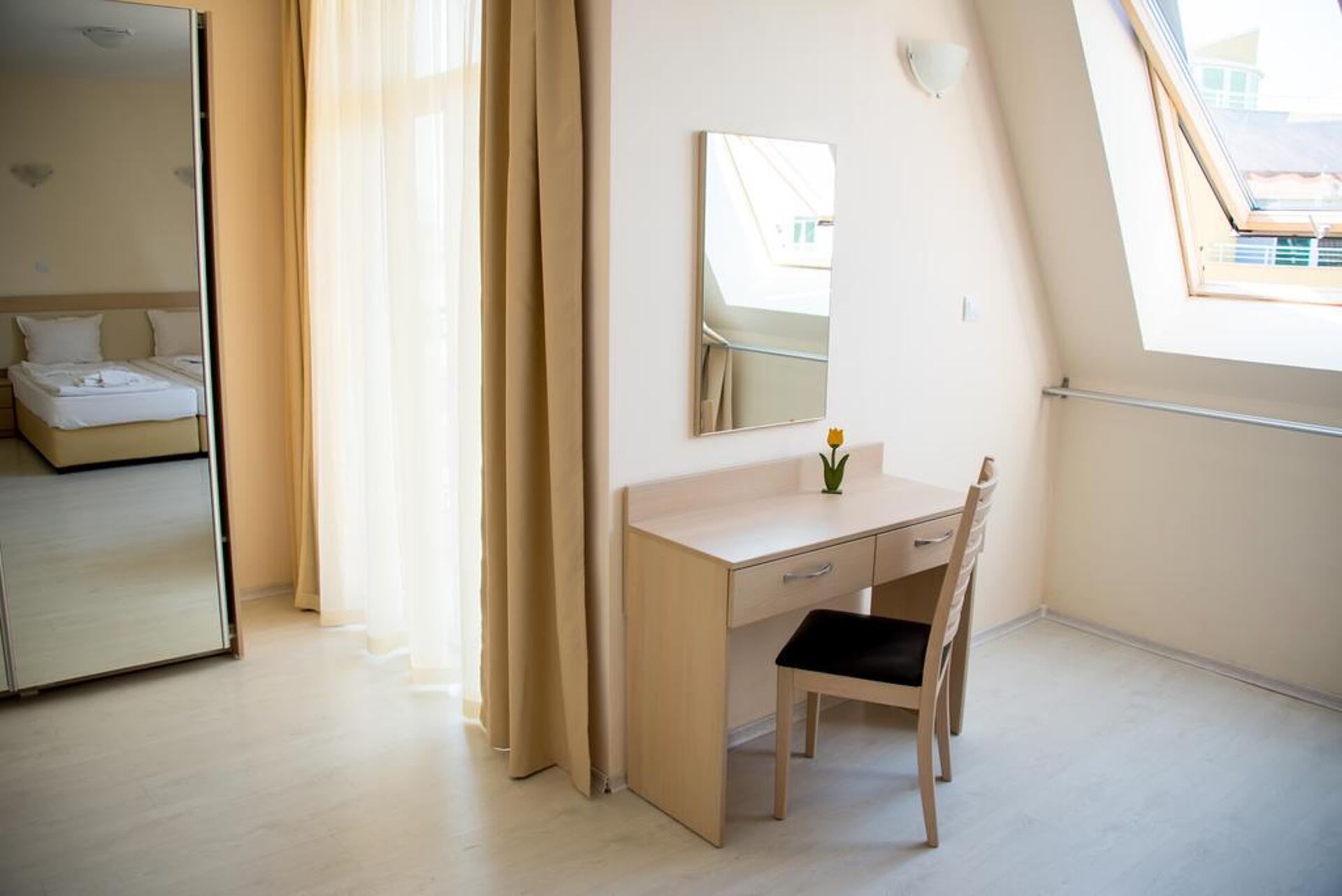Apolonia Palace 4* 2