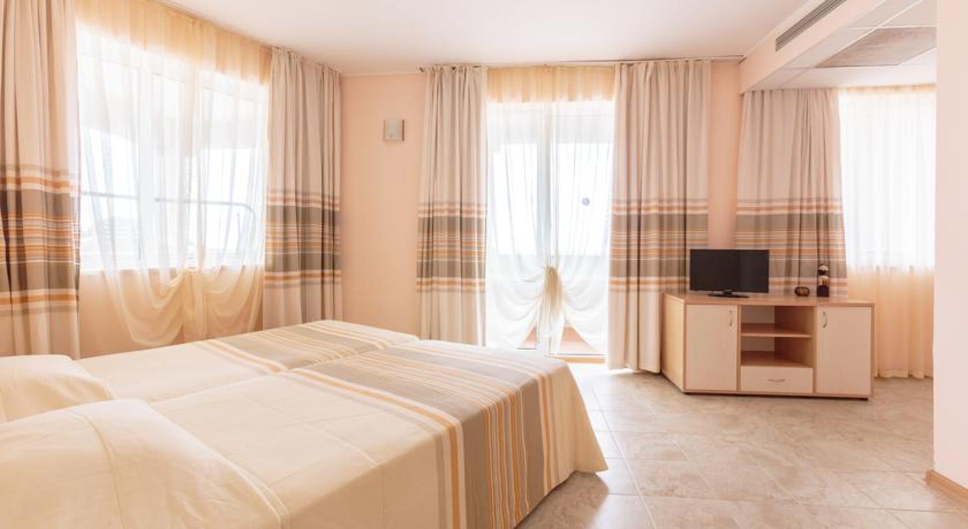 Serenity Bay 4* 21